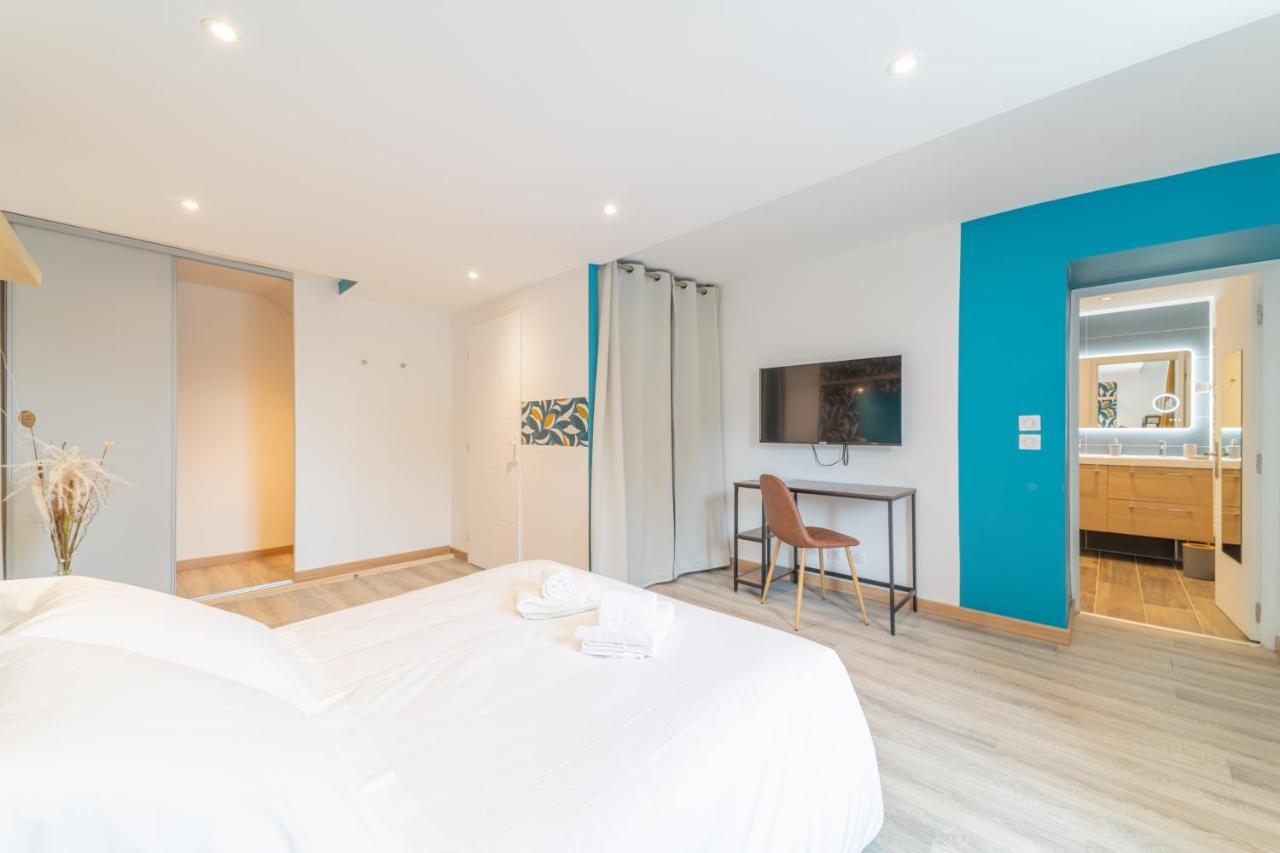Cote Cour, 3 Chambres, Terrasses, Jardin Prive Avec Terrain De Petanque, Cave Voutee Corgoloin エクステリア 写真